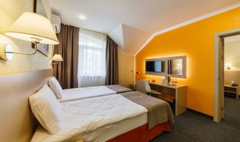 Совмещенный 6 местный 2 комнатный , фото 2