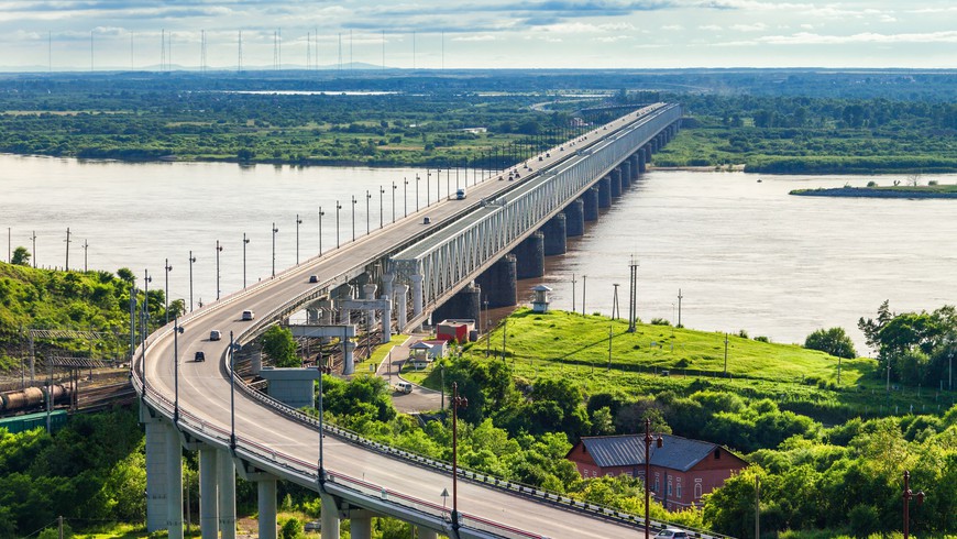 Хабаровск — город большой реки